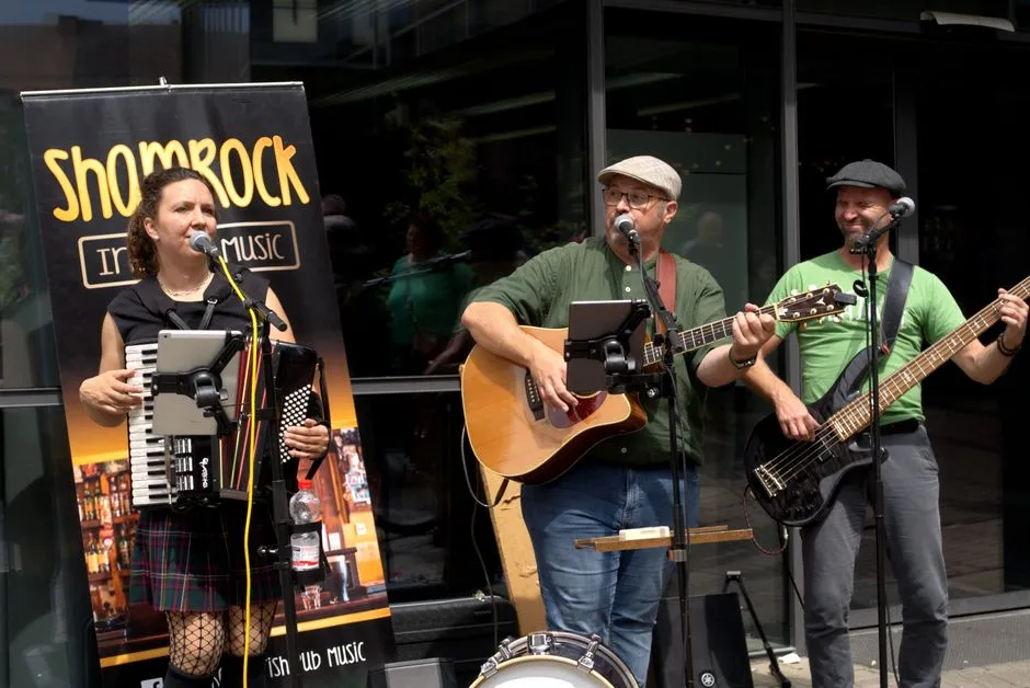 How to Listen at an Irish Traditional Music Session
